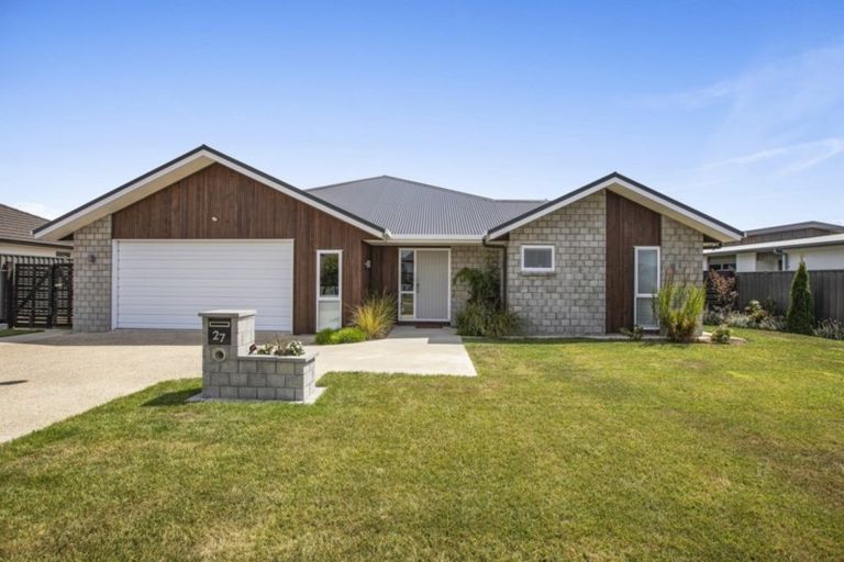 Photo of property in 27 Robley Road, Pyes Pa, Tauranga, 3112