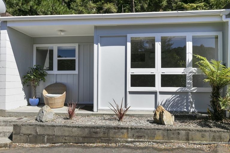 Photo of property in 24a Deller Grove, Silverstream, Upper Hutt, 5019