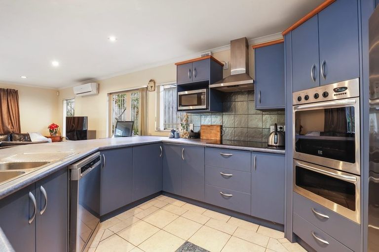 Photo of property in 25 Roderick Place, Rototuna, Hamilton, 3210