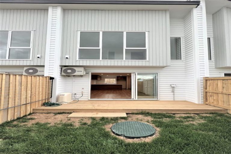 Photo of property in 4/112 Astley Avenue, New Lynn, Auckland, 0600