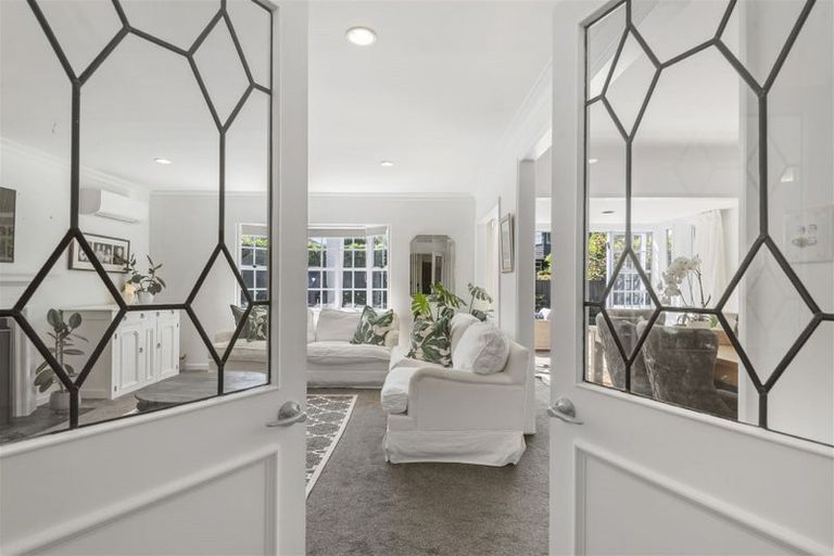 Photo of property in 7 Crown Lane, Remuera, Auckland, 1050