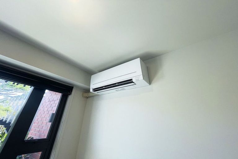 Photo of property in 102/25 Potter Avenue, Northcote, Auckland, 0627