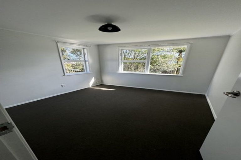 Photo of property in 10 Montgomery Crescent, Bader, Hamilton, 3206