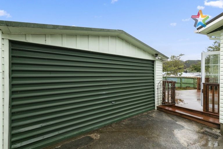 Photo of property in 16 Mimihau Grove, Wainuiomata, Lower Hutt, 5014