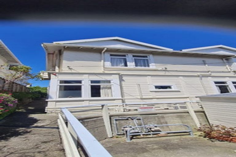 Photo of property in 40 Pirie Street, Mount Victoria, Wellington, 6011