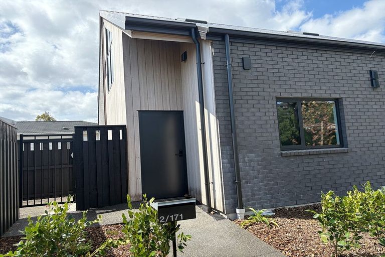 Photo of property in 2/171 Centaurus Road, Saint Martins, Christchurch, 8022