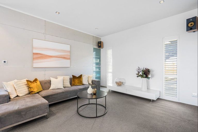 Photo of property in 75a Arthur Street, Onehunga, Auckland, 1061