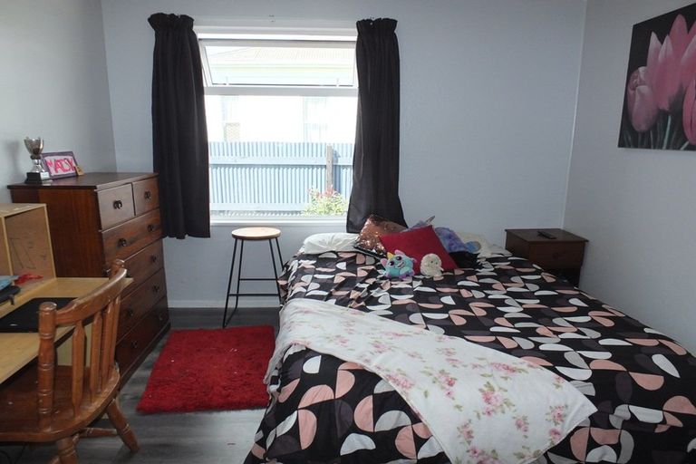 Photo of property in 29a Norbiton Road, Foxton, 4814