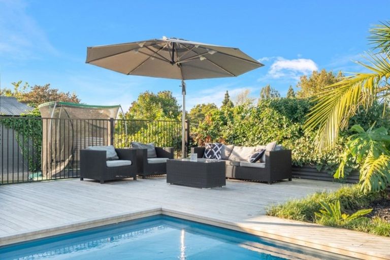 Photo of property in 14 Paulette Place, Queenwood, Hamilton, 3210