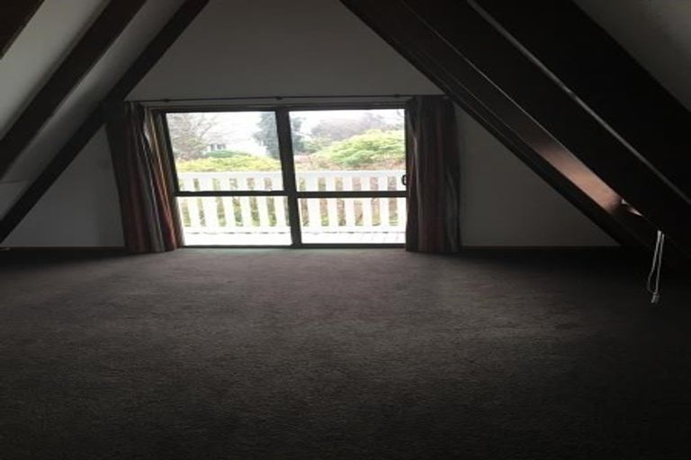 Photo of property in 52 Palatine Terrace, Saint Martins, Christchurch, 8022