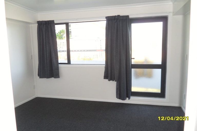 Photo of property in 4 London Road, Korokoro, Lower Hutt, 5012