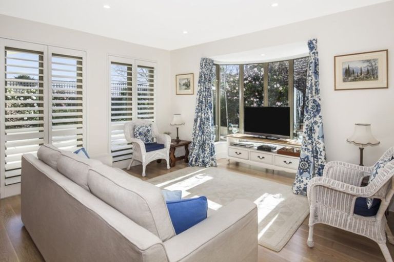 Photo of property in 30 Makora Street, Fendalton, Christchurch, 8041