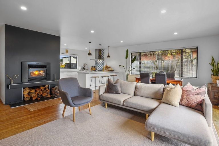 Photo of property in 6 Waimarie Street, Pegasus, 7612