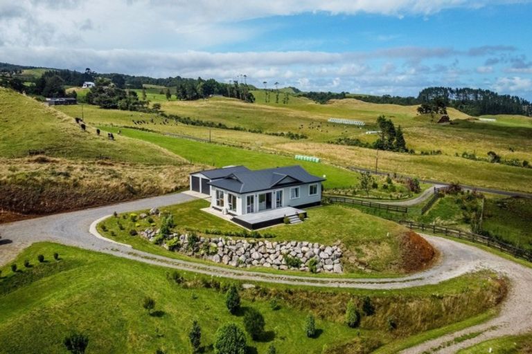 Photo of property in 539 Upper Pitone Road, Pitone, New Plymouth, 4374