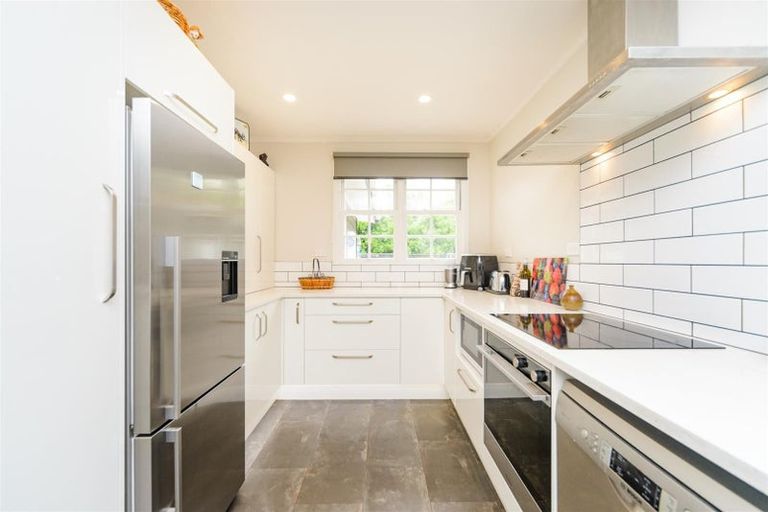 Photo of property in 273 Parewanui Road, Bulls, 4894