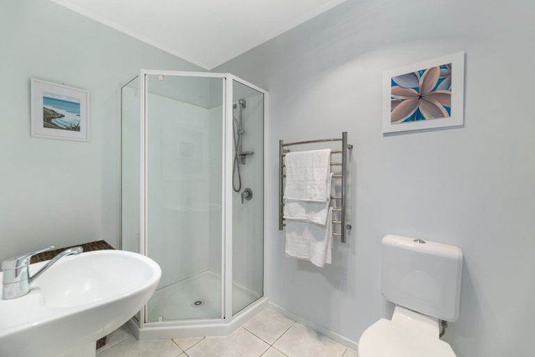 Photo of property in 11 Nautilus Drive, Papamoa Beach, Papamoa, 3118