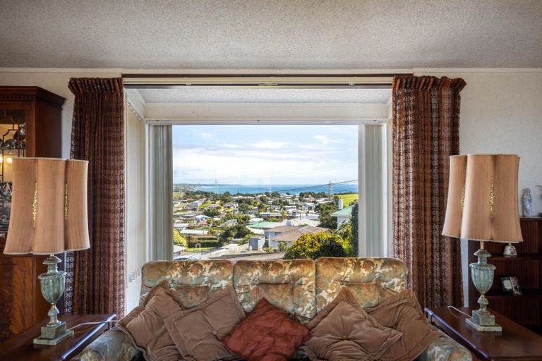 Photo of property in 14 Scott Street, Moturoa, New Plymouth, 4310