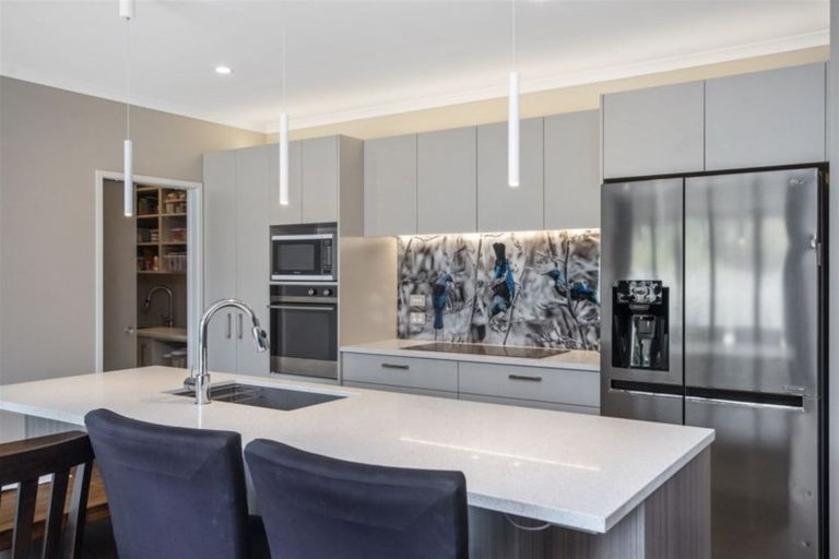 Photo of property in 2d Country Club Lane, Waiuku, 2123