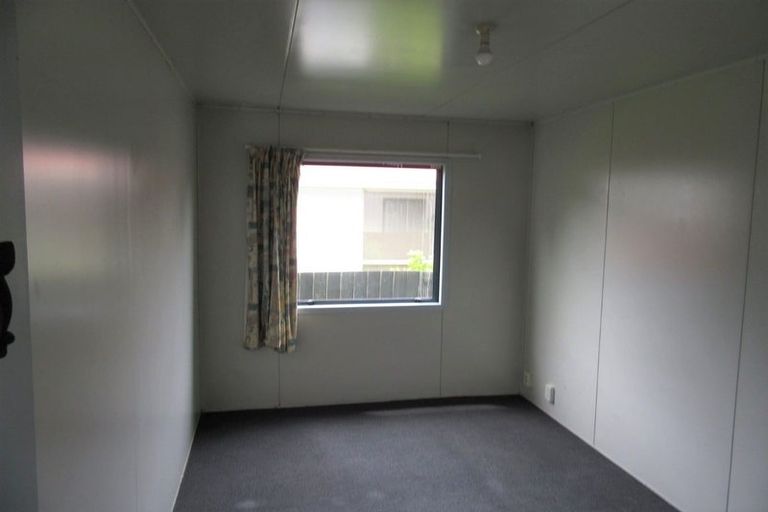 Photo of property in 3 Milnebank Street, Upper Riccarton, Christchurch, 8041