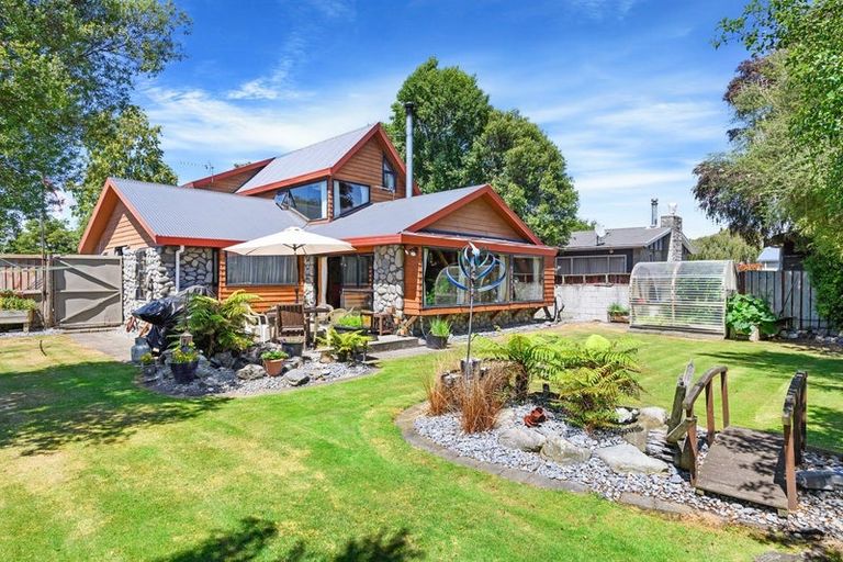 Photo of property in 35 Selwyn Street, Leeston, 7632