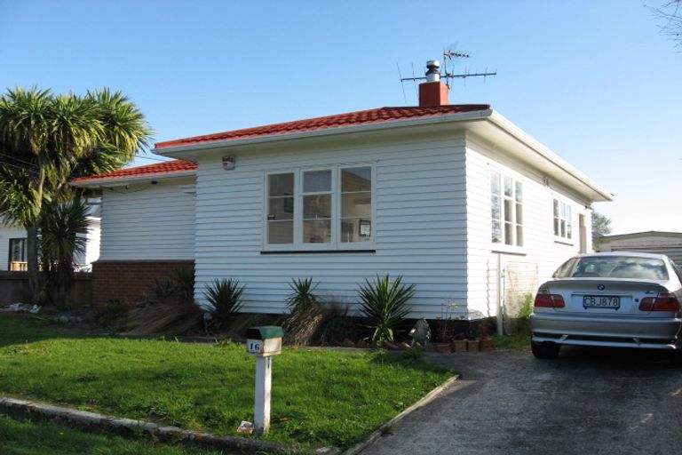 Photo of property in 16 Avon Street, Waterloo, Lower Hutt, 5011