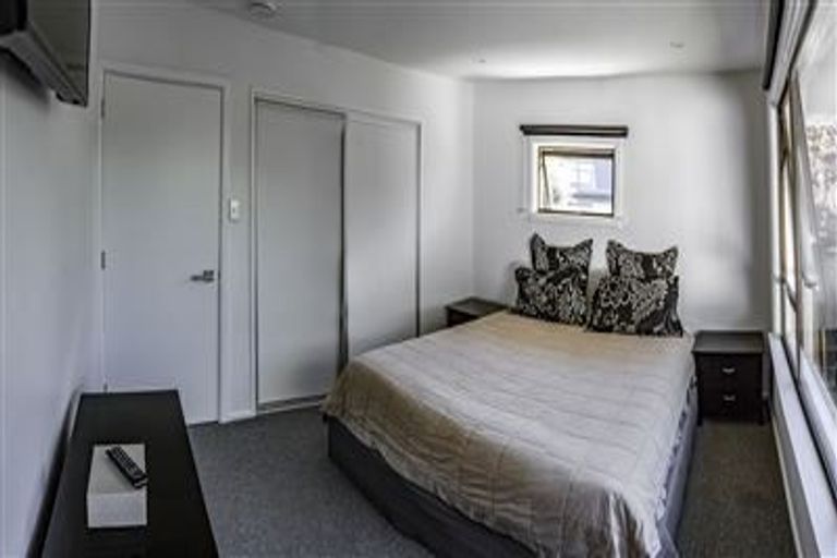 Photo of property in 1/290 Withells Road, Avonhead, Christchurch, 8042