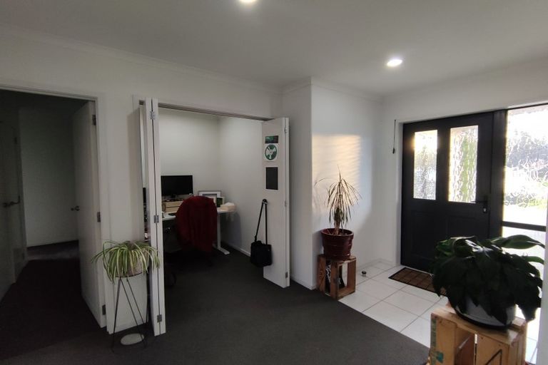 Photo of property in 19 Grabella Place, Papamoa Beach, Papamoa, 3118