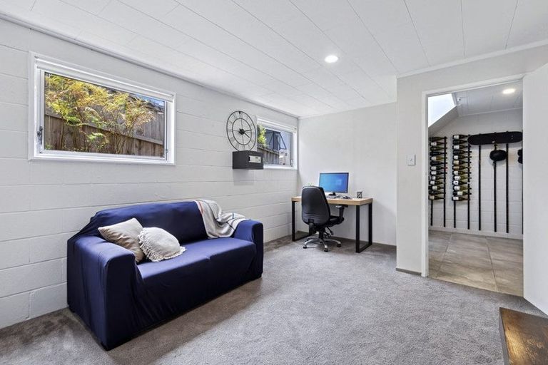 Photo of property in 61 Carlisle Road, Torbay, Auckland, 0630