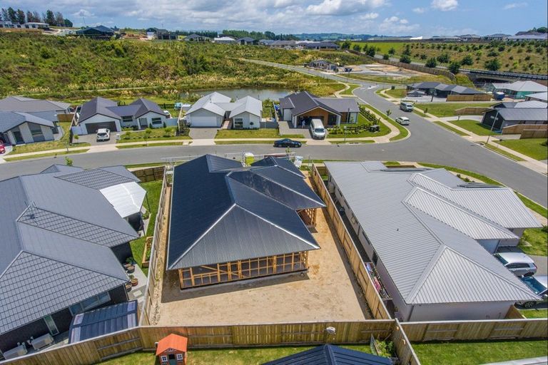 Photo of property in 126 Whakaturou Crescent, Pyes Pa, Tauranga, 3112