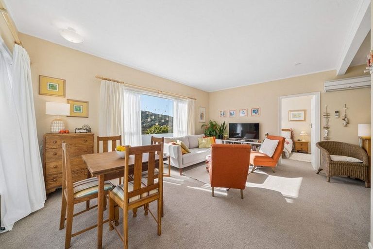 Photo of property in 1/3 Ridd Crescent, Karori, Wellington, 6012