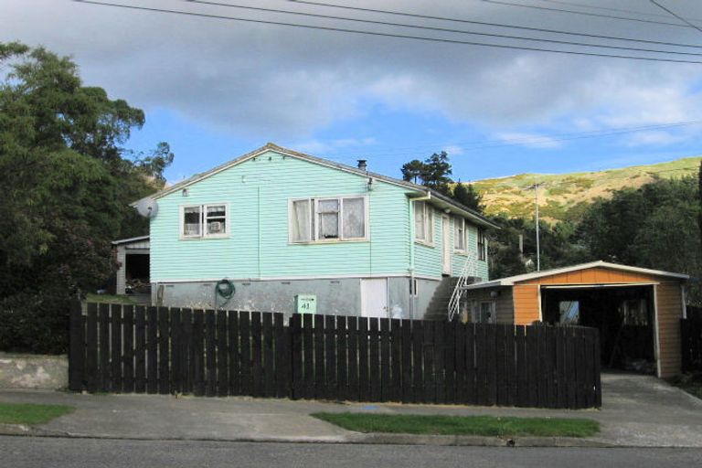 Photo of property in 41 Durham Street, Cannons Creek, Porirua, 5024