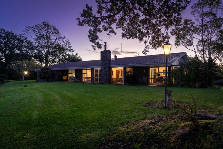 Photo of property in 150 Whangaruru Wharf Road, Whangaruru, Hikurangi, 0184