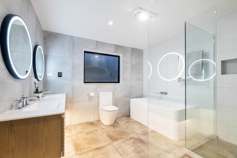 Photo of property in 9 Habitat Place, Hobsonville, Auckland, 0616