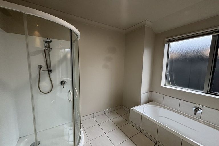 Photo of property in 7 Goldie Place, Rolleston, 7614