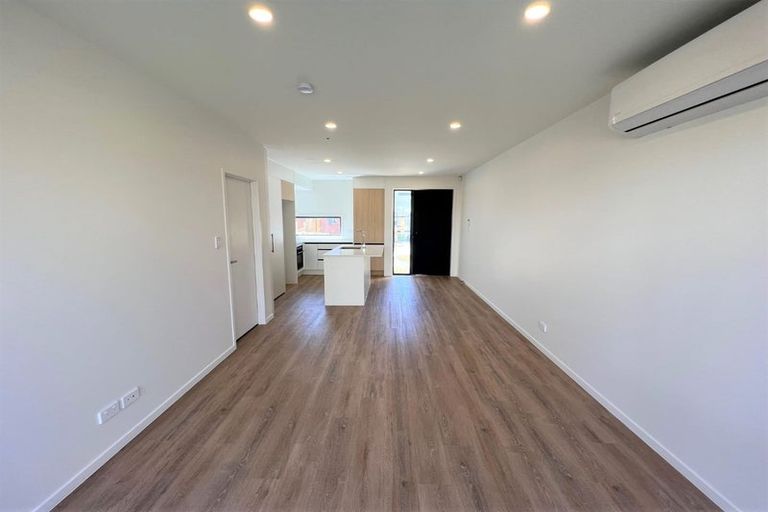 Photo of property in 17 Clay Works Lane, New Lynn, Auckland, 0600