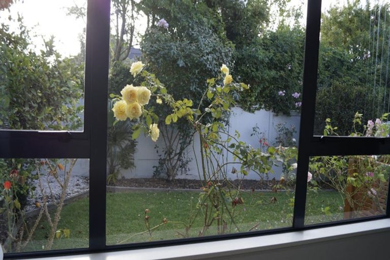 Photo of property in 1b Estuary Views, Shelly Park, Auckland, 2014