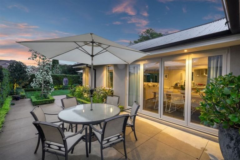 Photo of property in 30 Hawthorne Street, Strowan, Christchurch, 8052