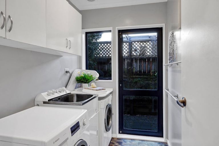 Photo of property in 82 Wallath Road, Westown, New Plymouth, 4310