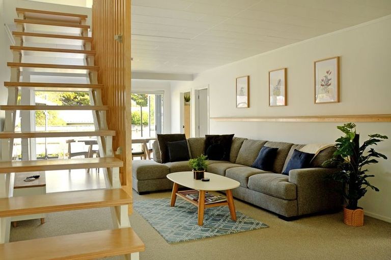 Photo of property in 25 Richmond Avenue, Richmond Heights, Taupo, 3330