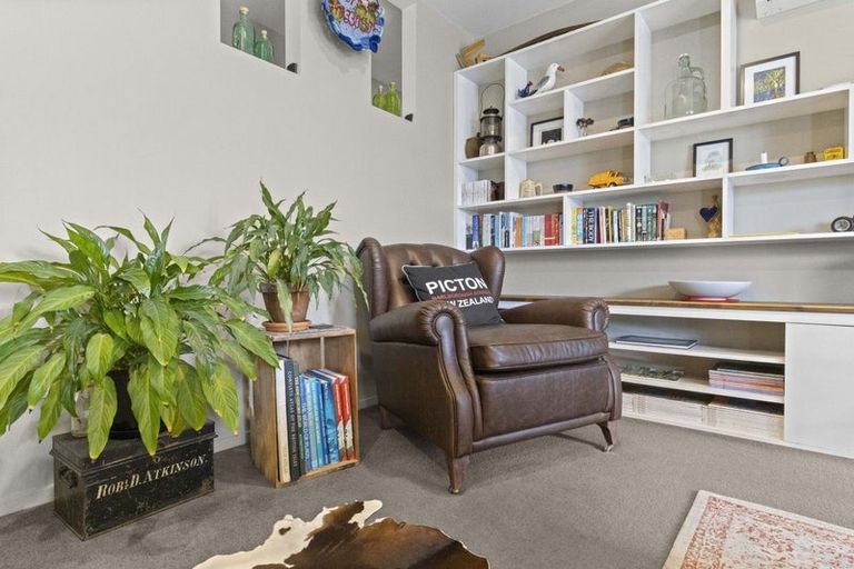 Photo of property in 10 Mcallister Place, Renwick, 7204