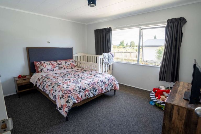 Photo of property in 89a Pohutukawa Drive, Owhata, Rotorua, 3010