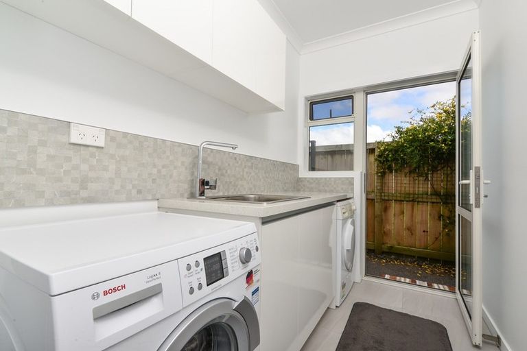 Photo of property in 52 Helen June Avenue, Flagstaff, Hamilton, 3210