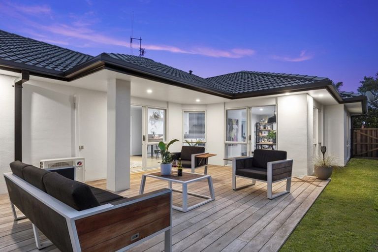 Photo of property in 33 Arabian Drive, Papamoa Beach, Papamoa, 3118