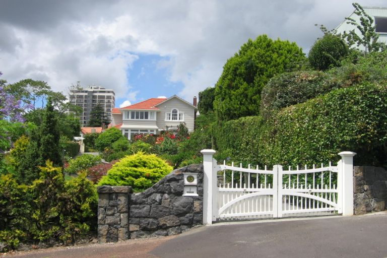 Photo of property in 1 Waiata Avenue, Remuera, Auckland, 1050