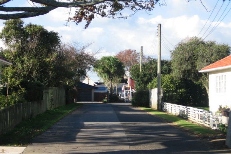 Photo of property in 1/22 Landscape Road, Papatoetoe, Auckland, 2025