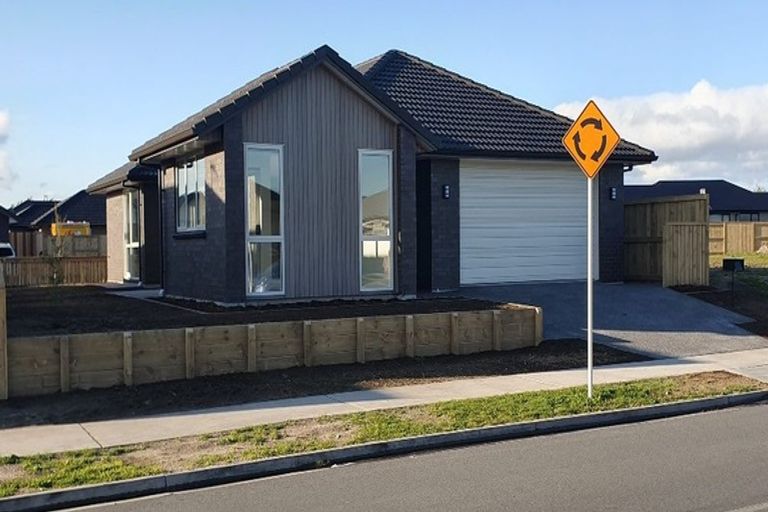 Photo of property in 6 Hills View Drive, Papamoa, 3118