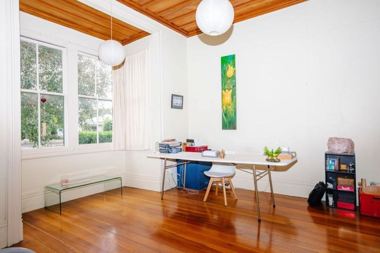 Photo of property in 7 Edward Street, Dannevirke, 4930