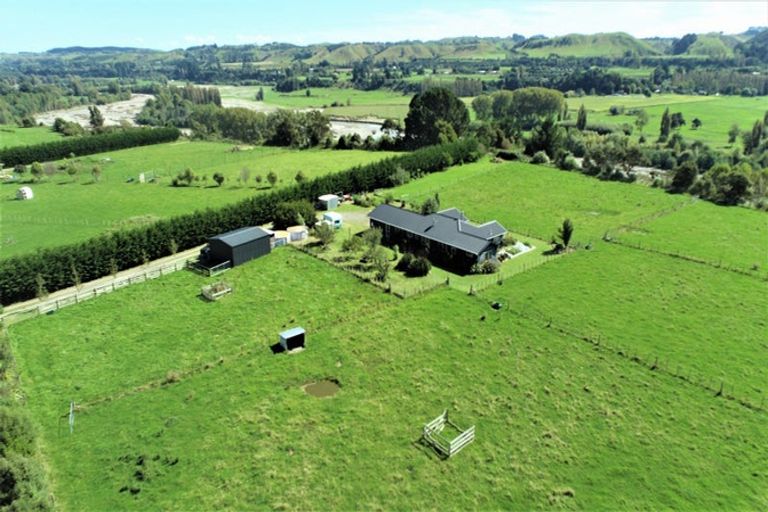 Photo of property in 397d Pohangina Valley East Road, Pohangina, Ashhurst, 4884