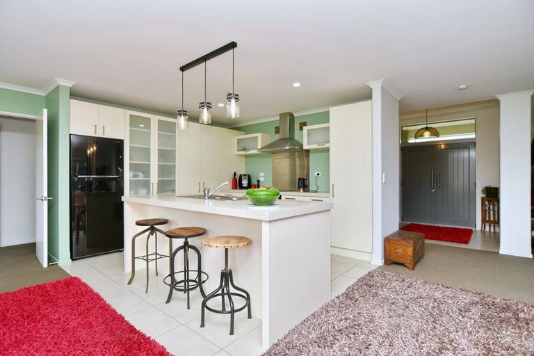 Photo of property in 9 Riverside Way, Amberley, 7410