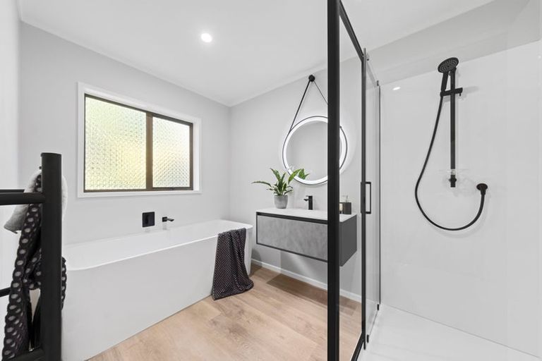 Photo of property in 9 Te Whena Place, Waitara, 4320